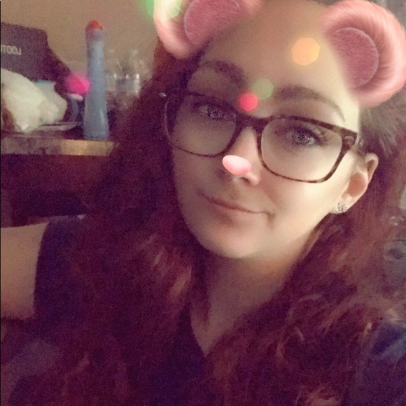 Meet your Seller!! 🤓🤓🤩🤩 - Picture 1 of 1